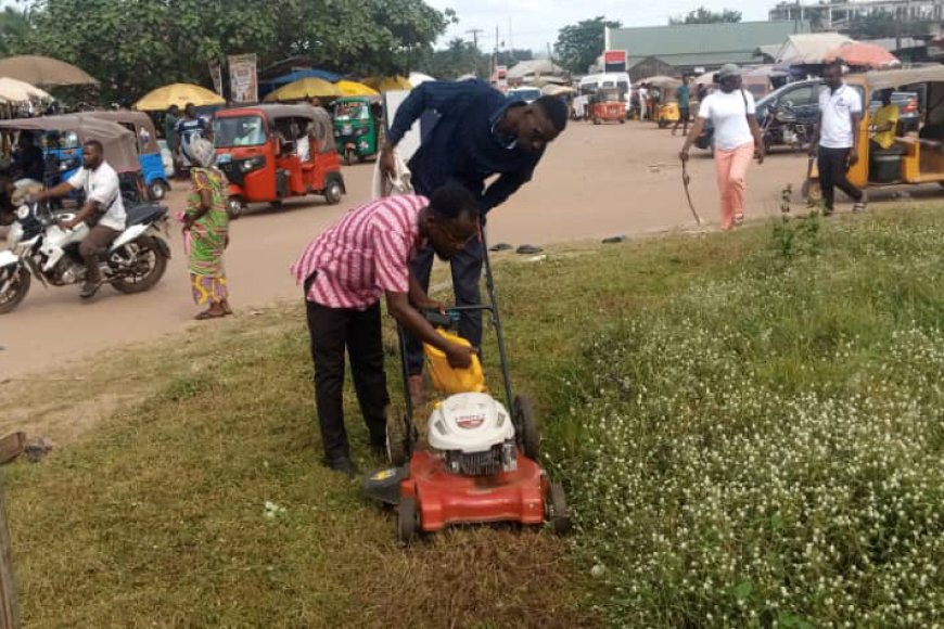 Stylish Radio 102.1 staff members in Bibiani Anhwiaso Bekwai ...