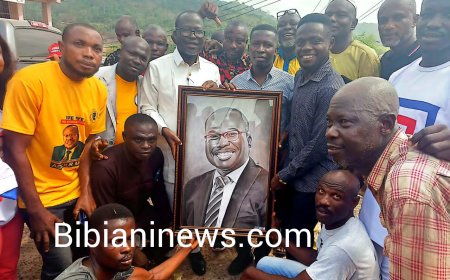 Man Gifts A Beautiful Portrait Of Bibiani Anhwiaso Bekwai MP