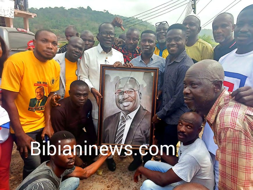 Man Gifts A Beautiful Portrait Of Bibiani Anhwiaso Bekwai MP