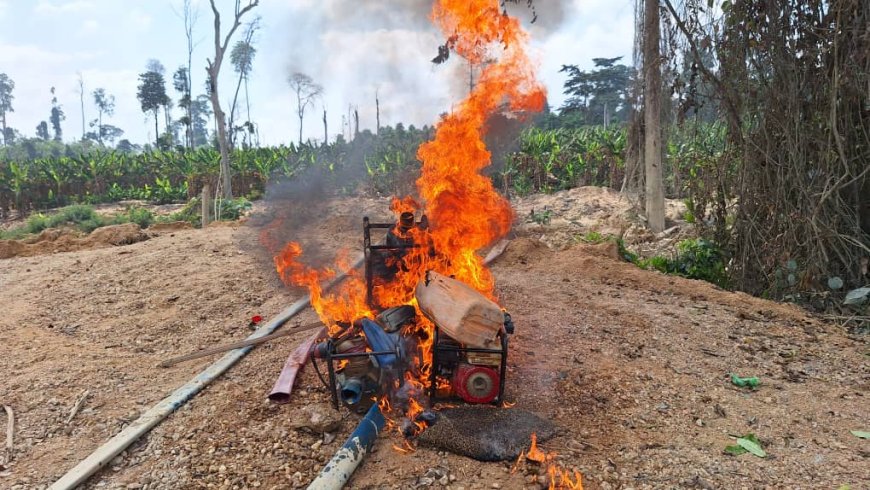 W/N: The Bibiani Anhwiaso Bekwai Forestry Service Division Has Destroyed Galamsey Equipments