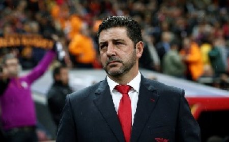 Sports : Egypt sacks head coach Rui Vitoria after dismal 2023 Africa Cup of Nations