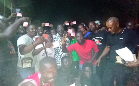 B/A/B : HON ALFRED OBENG-BOATENG DONATES FUEL COUPONS TO TRICYCLE AND MOTOR RIDERS