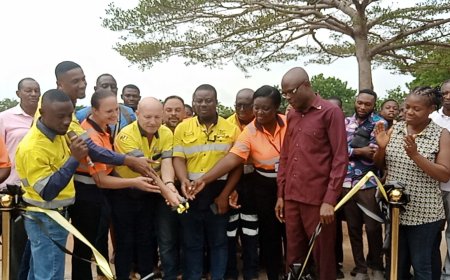 PW mining employees commissions mechanised borehole for Bibiani SHS