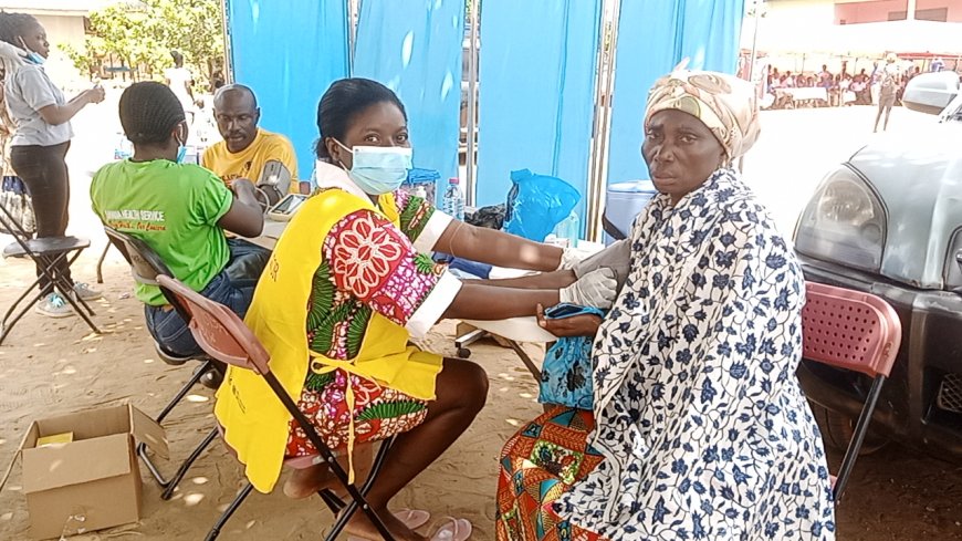 B/A/B: Sefwi Wenchi residents commend Approachers for health screening exercises