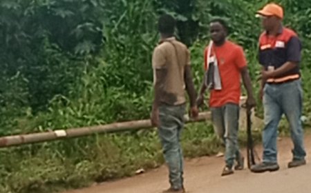 Stylish Radio DJ Samzito praise for being bord to drive away Mentally unstable man for causing traffic