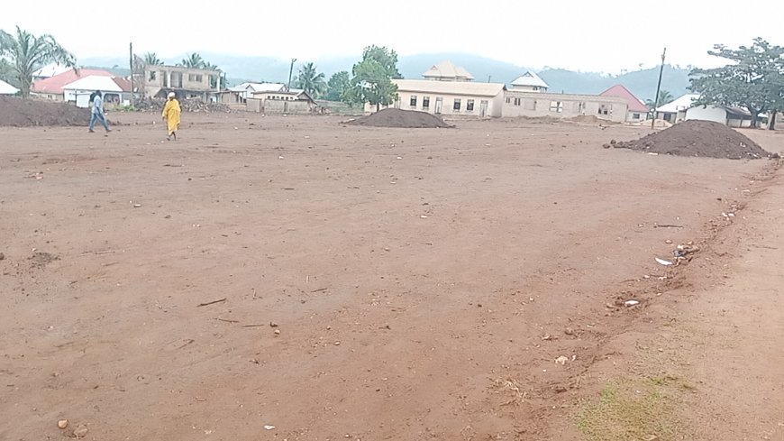 Bibiani Hwenampori Chief has begun construction of a multi-purpose sports complex for his community