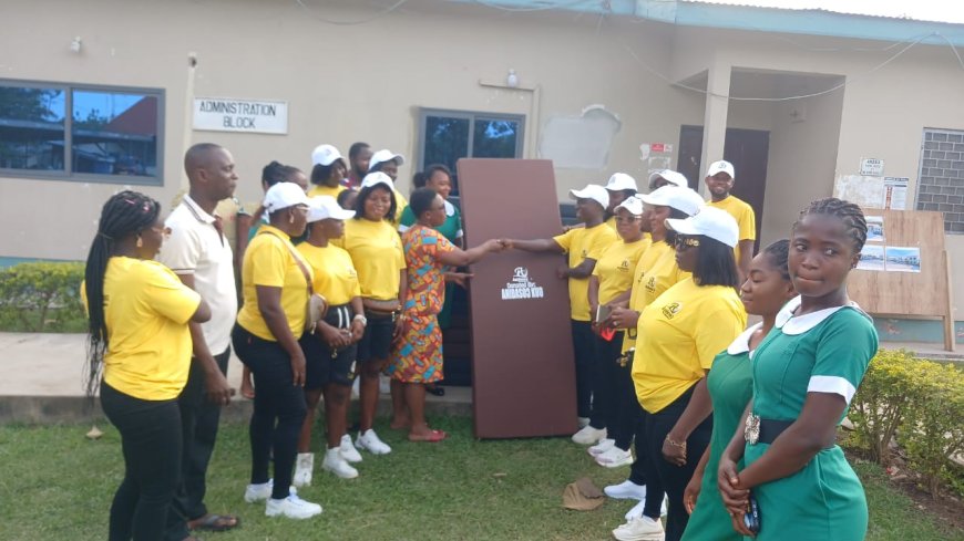 Bibiani Anidaso Fun Club Donates Mattress to Bibiani Municipal Hospital