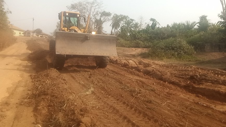 DRIP Department Begins Inner Road Reshaping in Bibiani Anhwiaso Bekwai Municipality