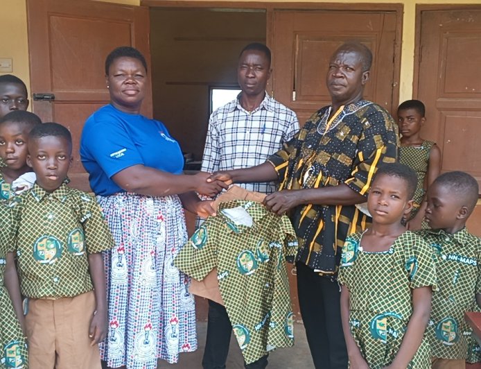 EDUCATION: Community Philanthropist Supports Needy Pupils at Nzemankwanta M/A Basic School