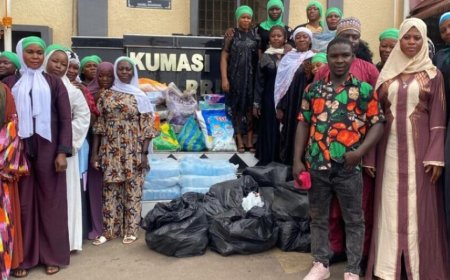 Bibiani Zongo Muslim Women Donate GH¢10,000 Worth of Food and Toiletries to Kumasi Central Prison