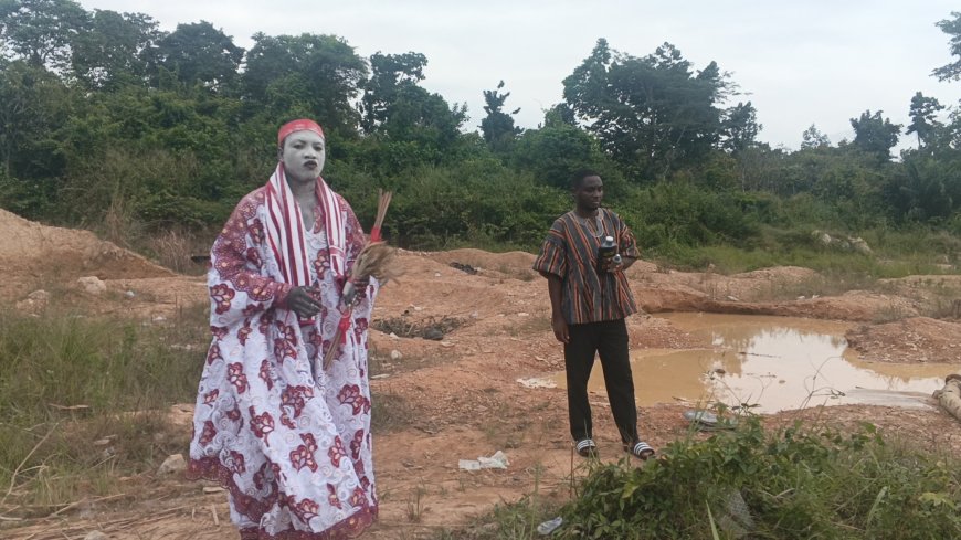 Chief Priest Suman Storms Galamsey Site at Akwe-Allah, Warns Miners Over Pollution of River Paamu