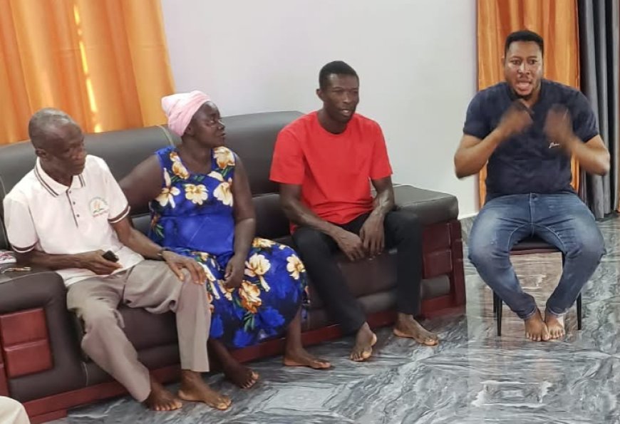 Abesisuom Chief and Community Thank Alex Donkor for Supporting D/A Primary School